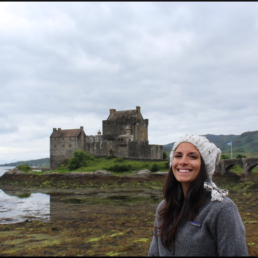 Meet your Posher, Bee